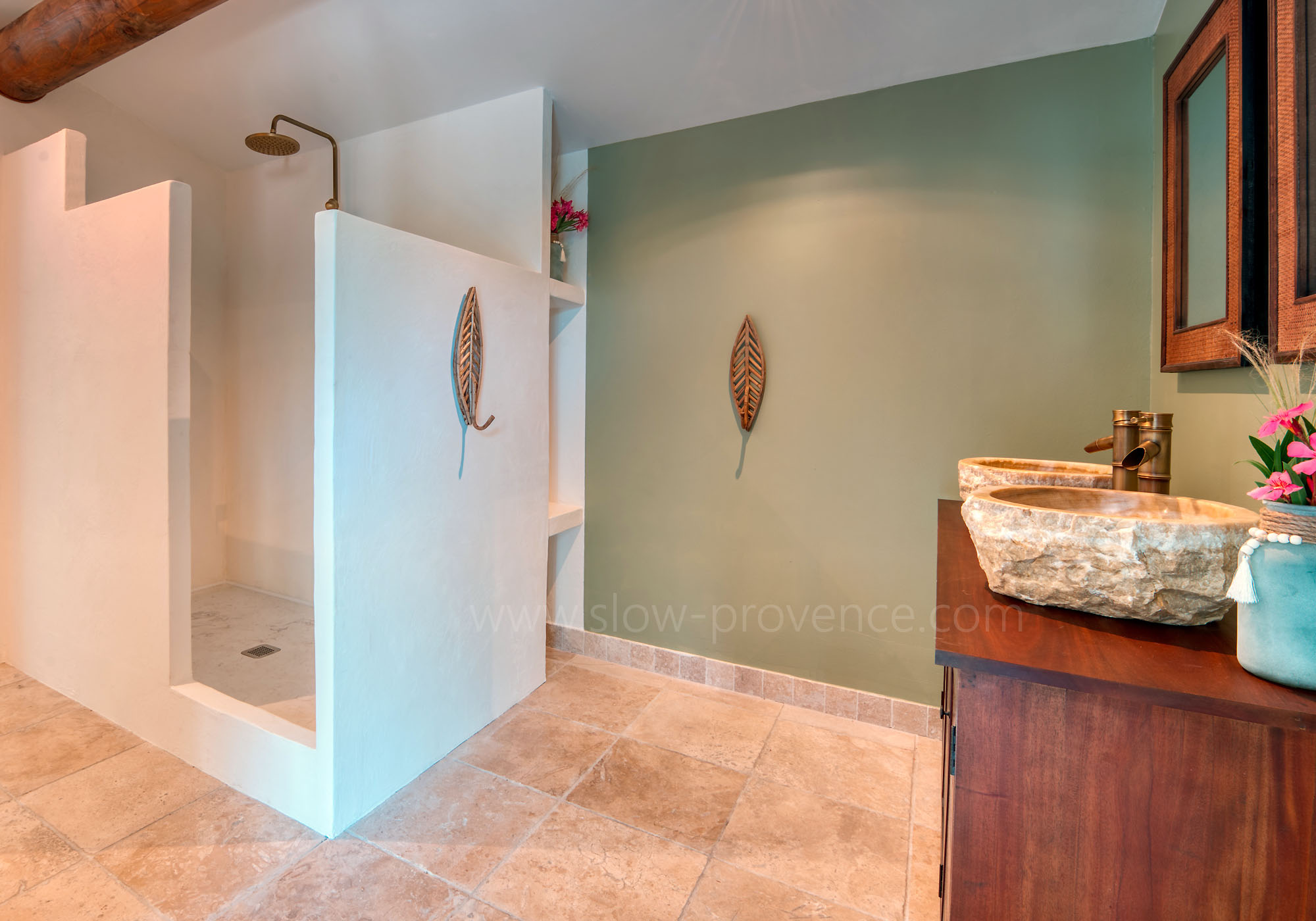 Salle de bain de la chambre 5