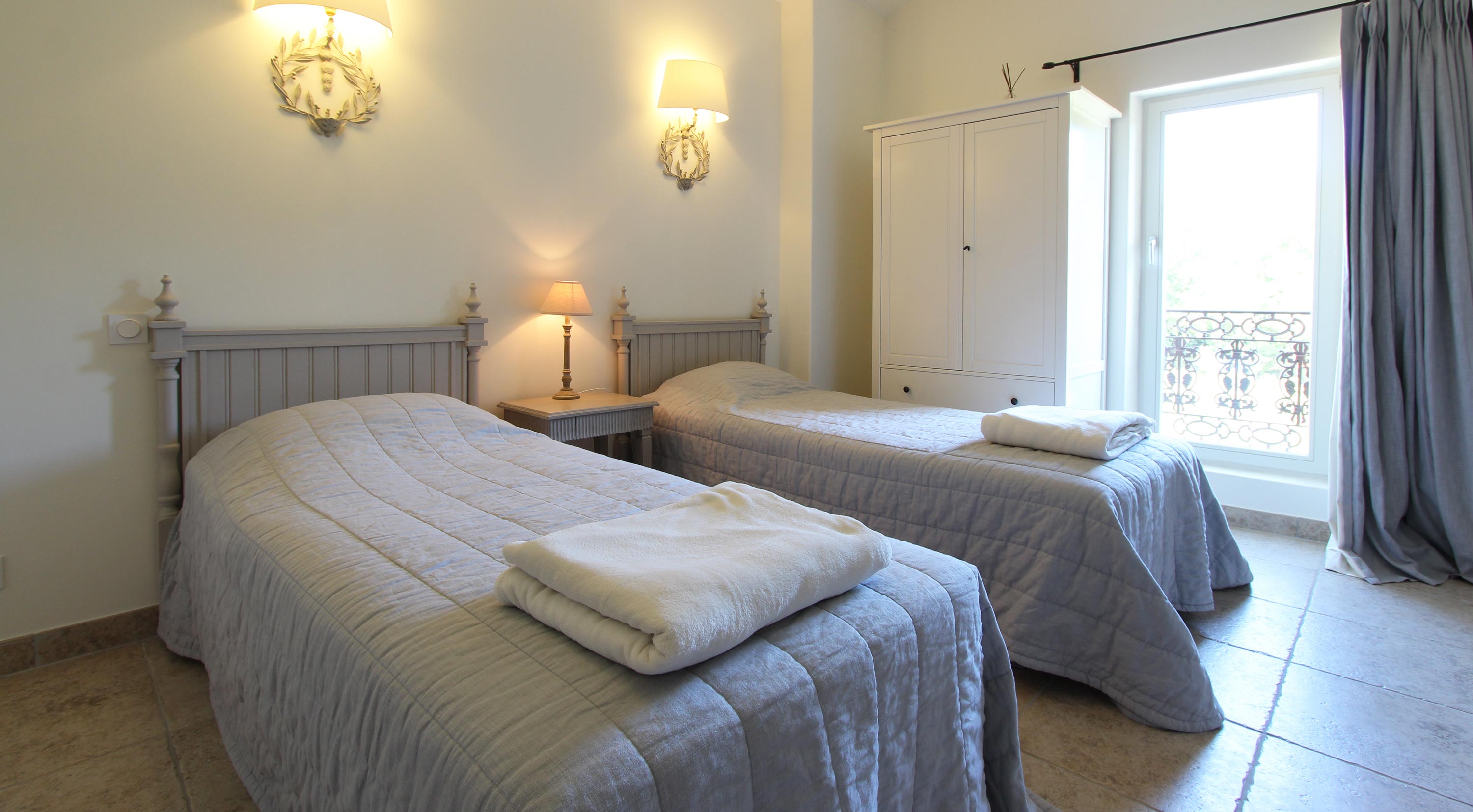 Bedroom 4 with ensuite