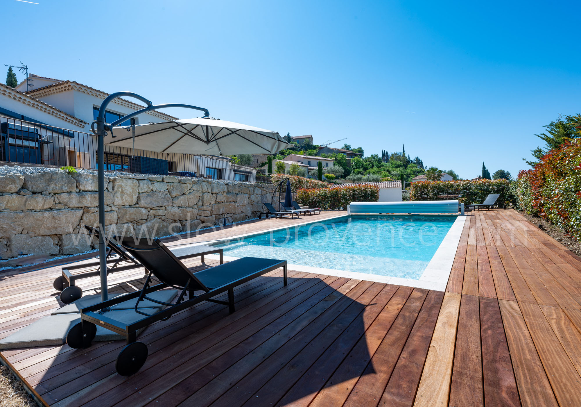 Grande piscine chauffée