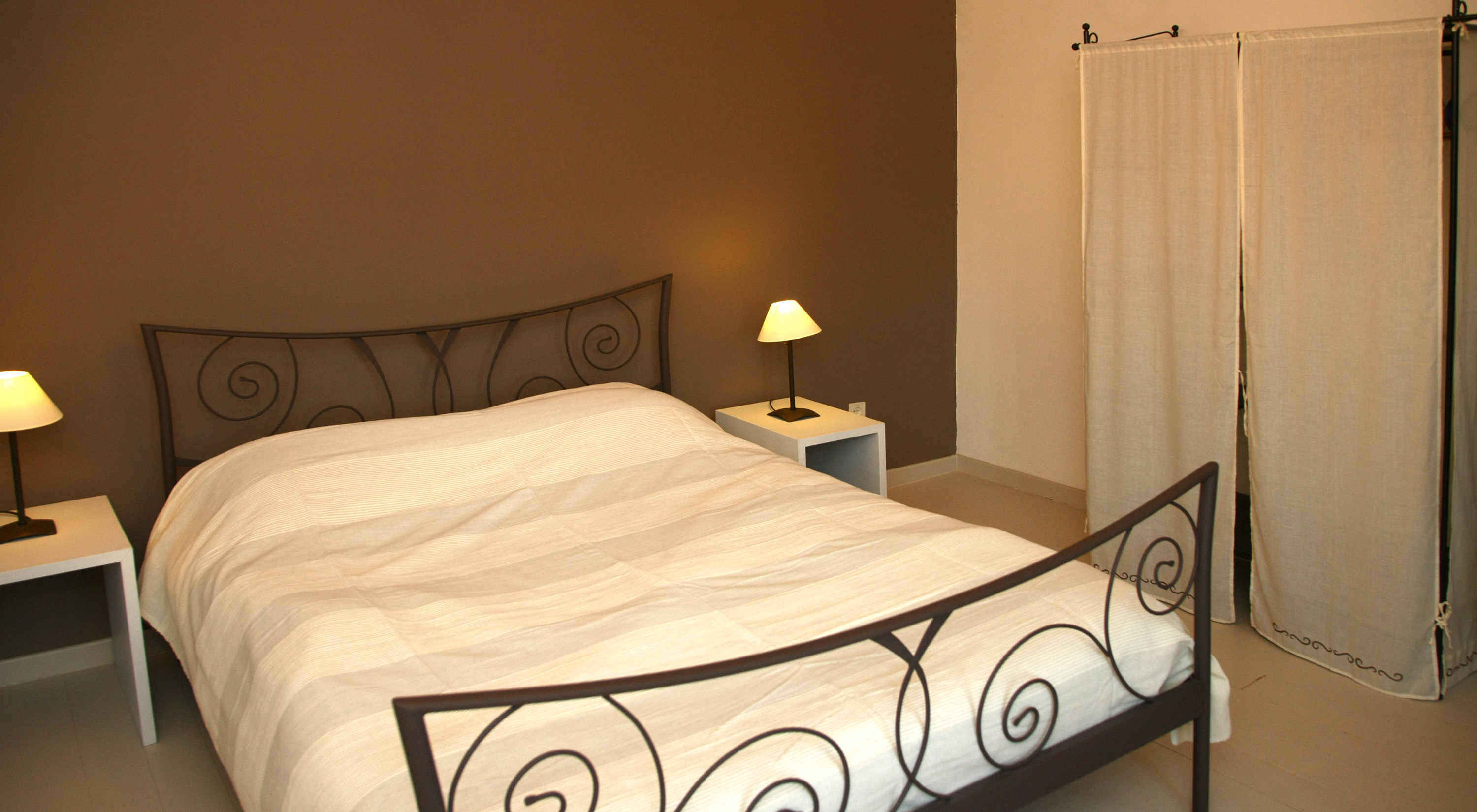 Bedroom 3 with double bed