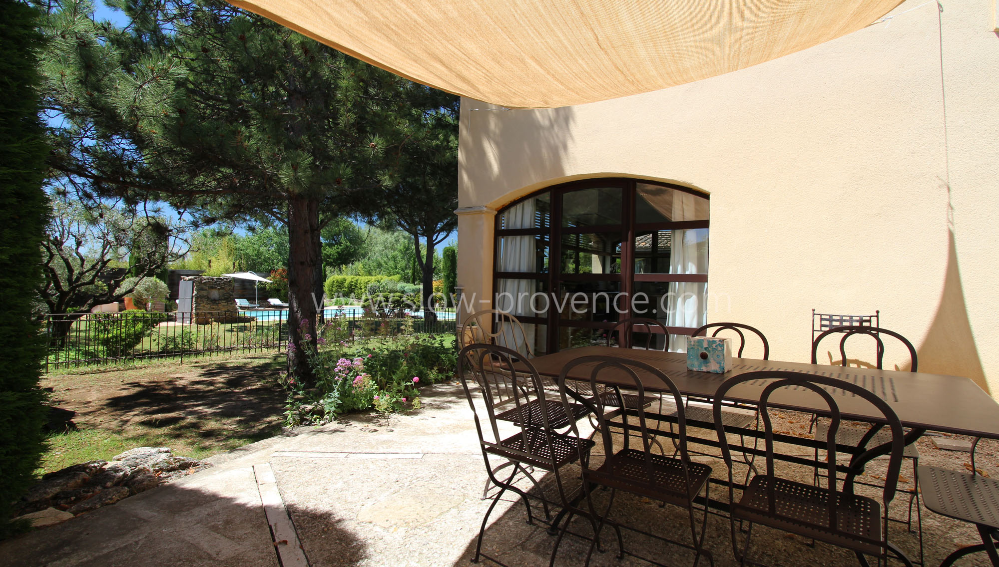 Terrasse ombragée