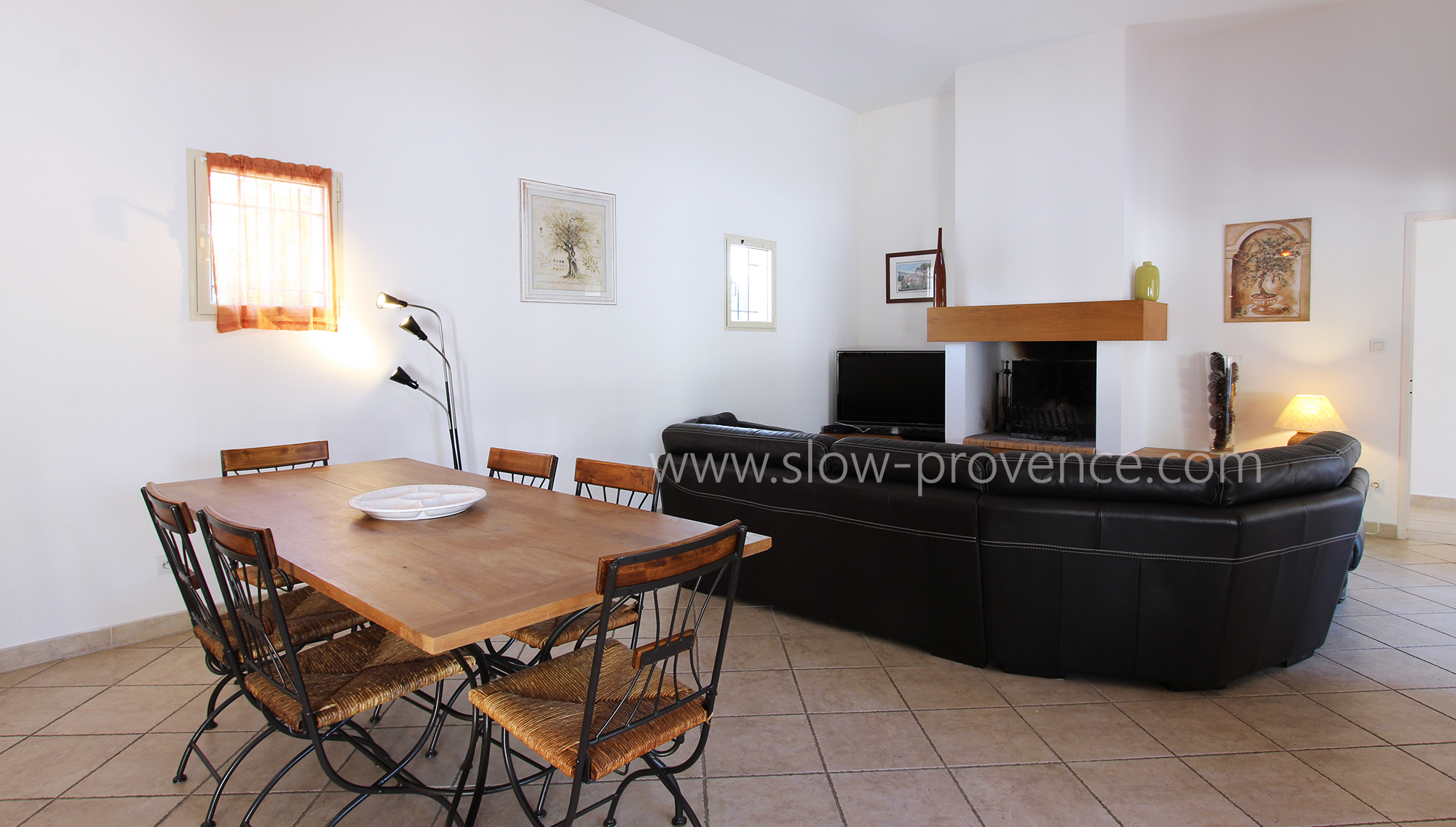 Ouverte sur le salon