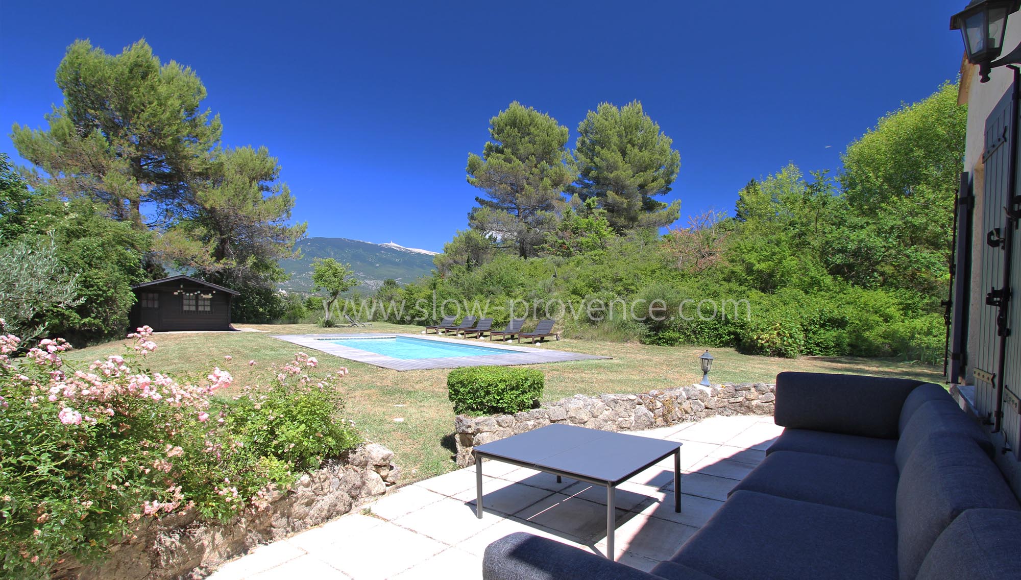Terrace with Mont-Ventoux view