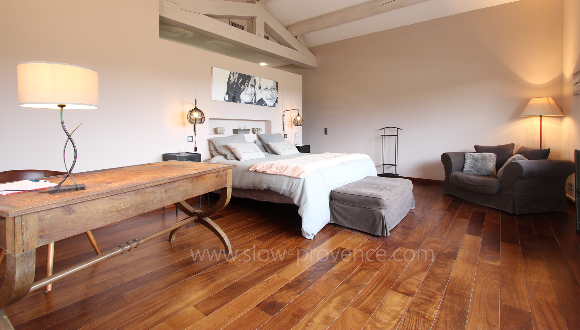 Chambre parentale avec vue
