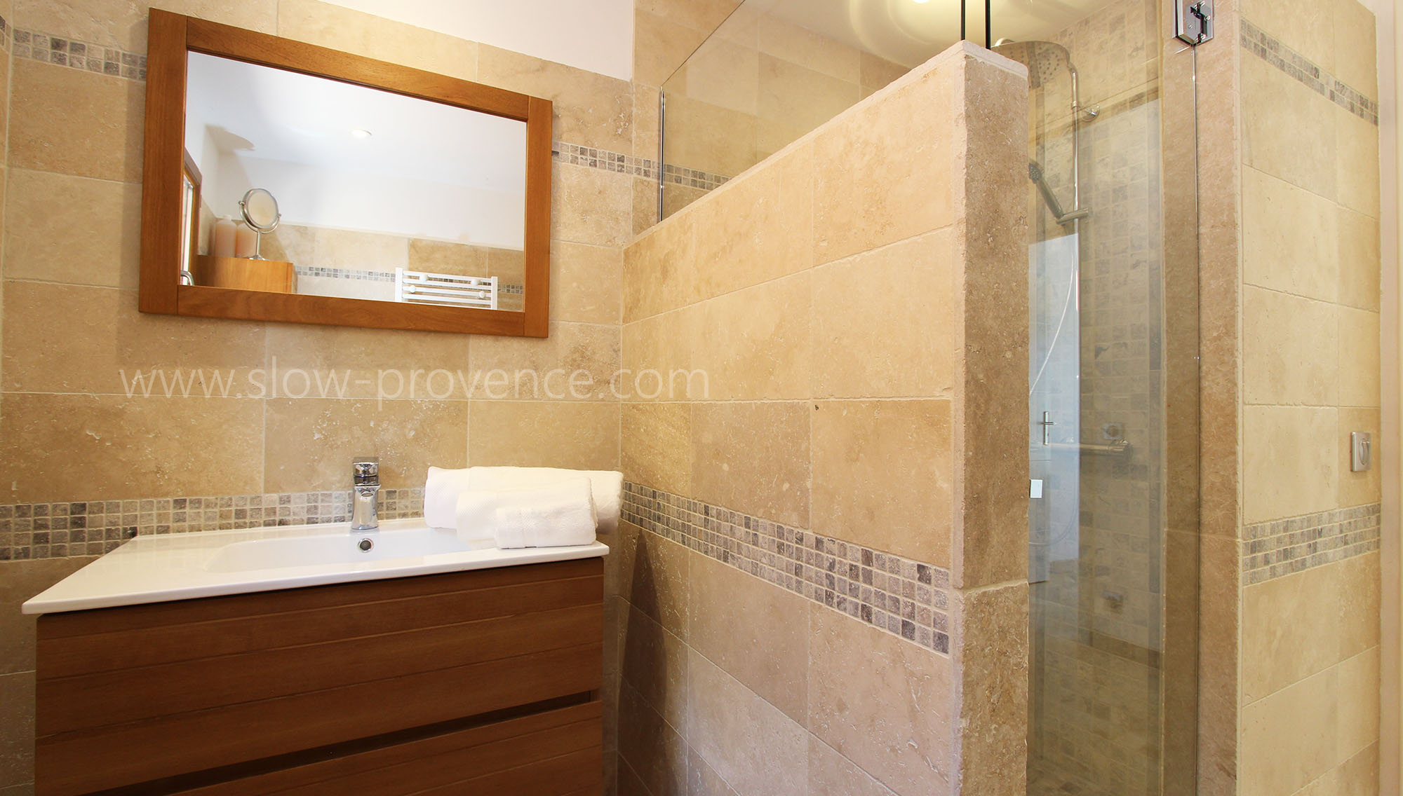Salle de bain chambre 2