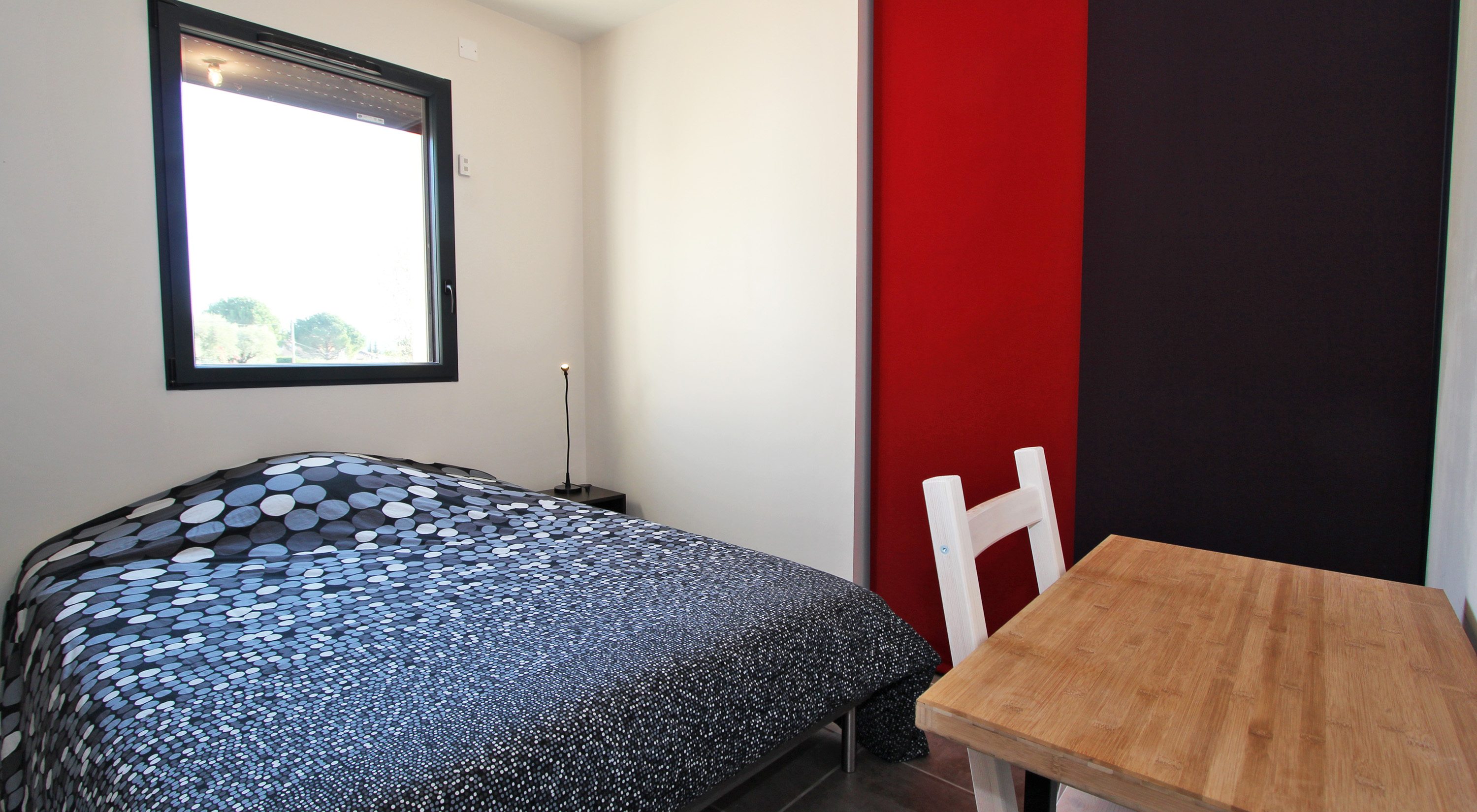 Bedroom 2 with double bed 140