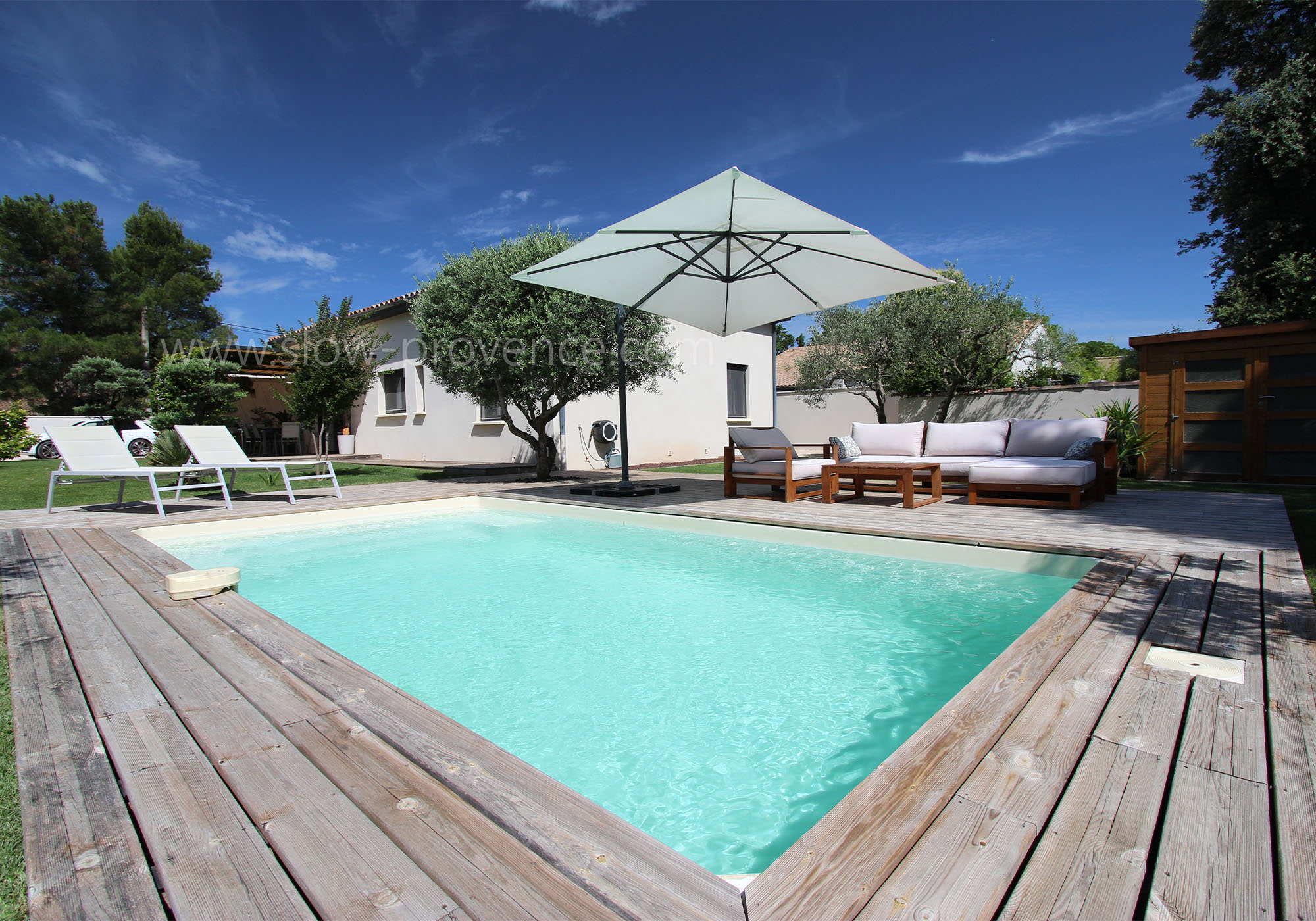 Villa moderne avec piscine privée