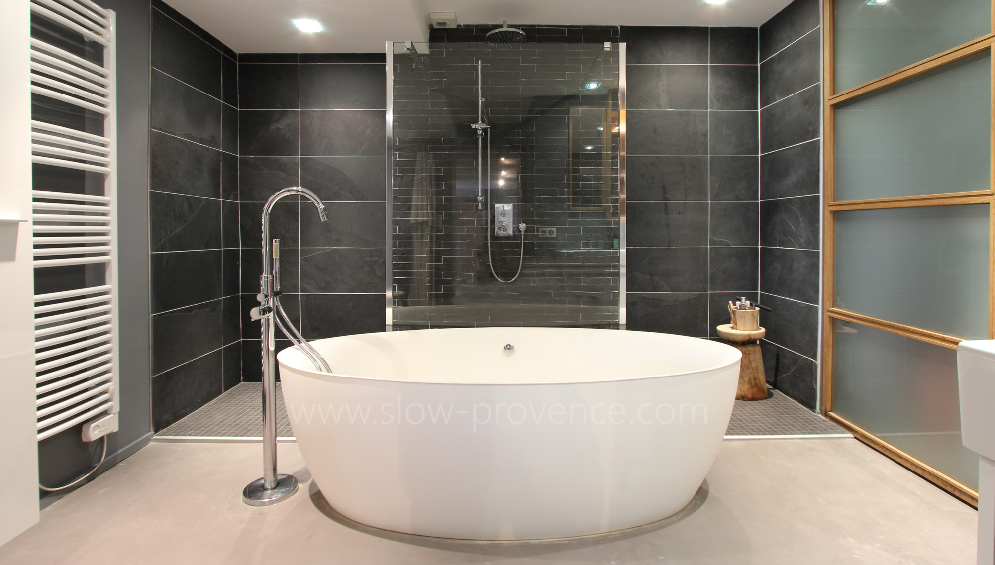 Salle de bain privative 1