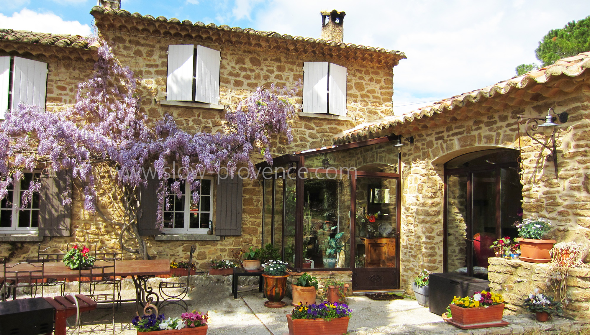 Façade en pierre
