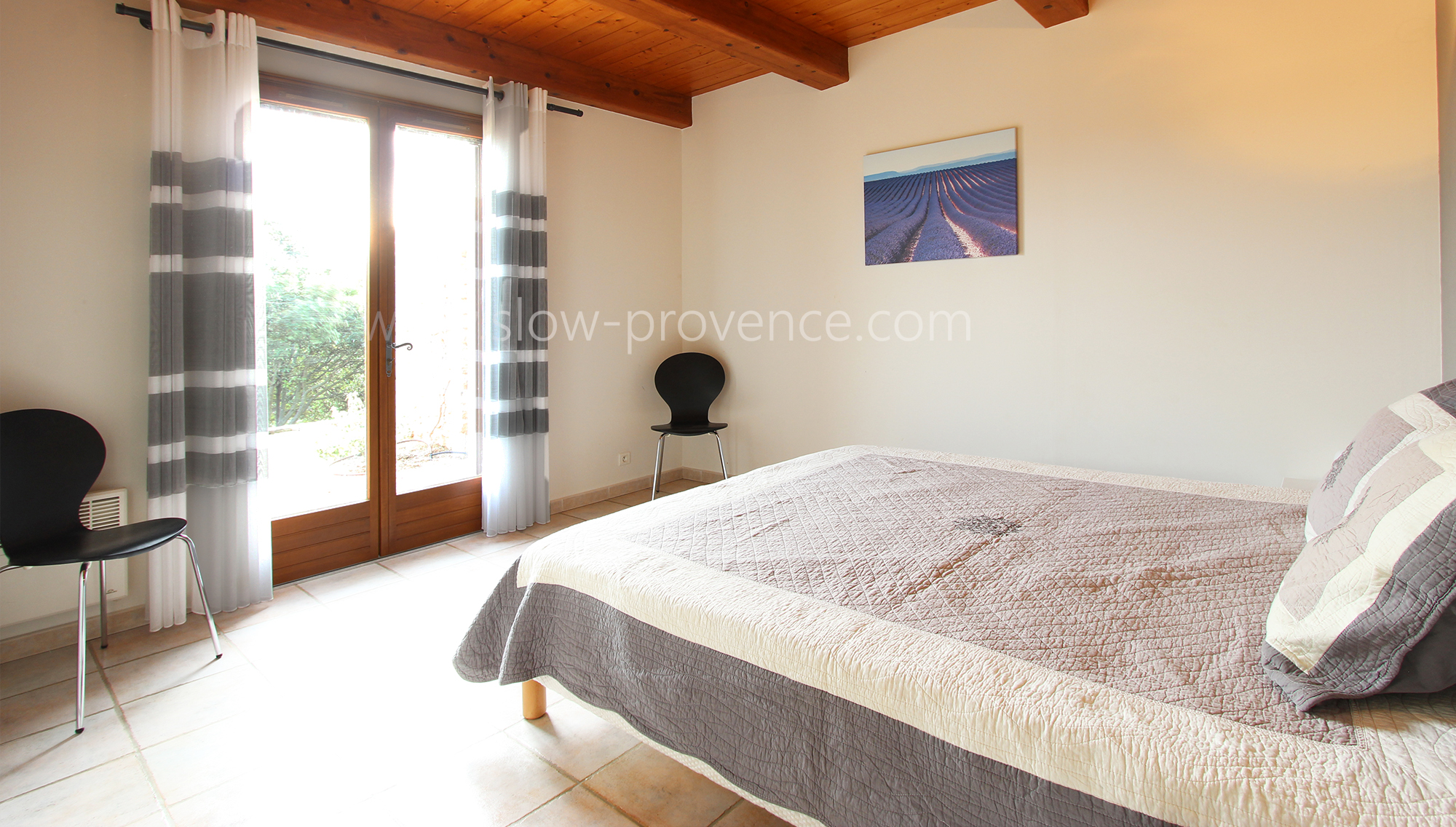 Chambre 1 vue sur le jardin