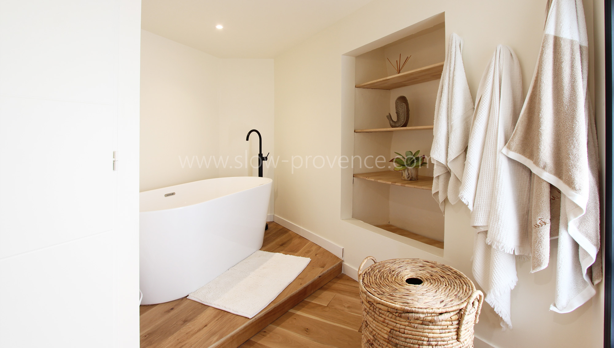 Bathroom with bathtub