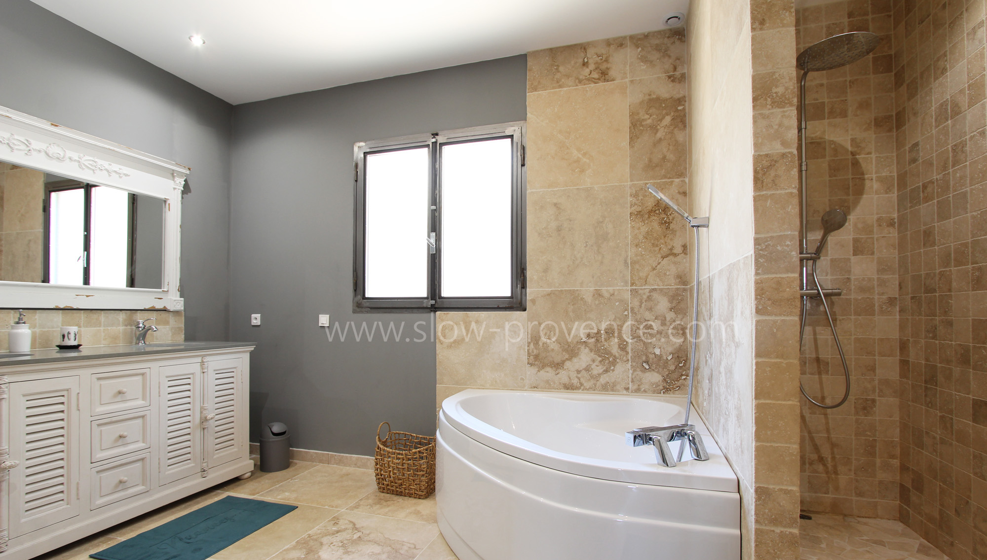 Salle de bain 1