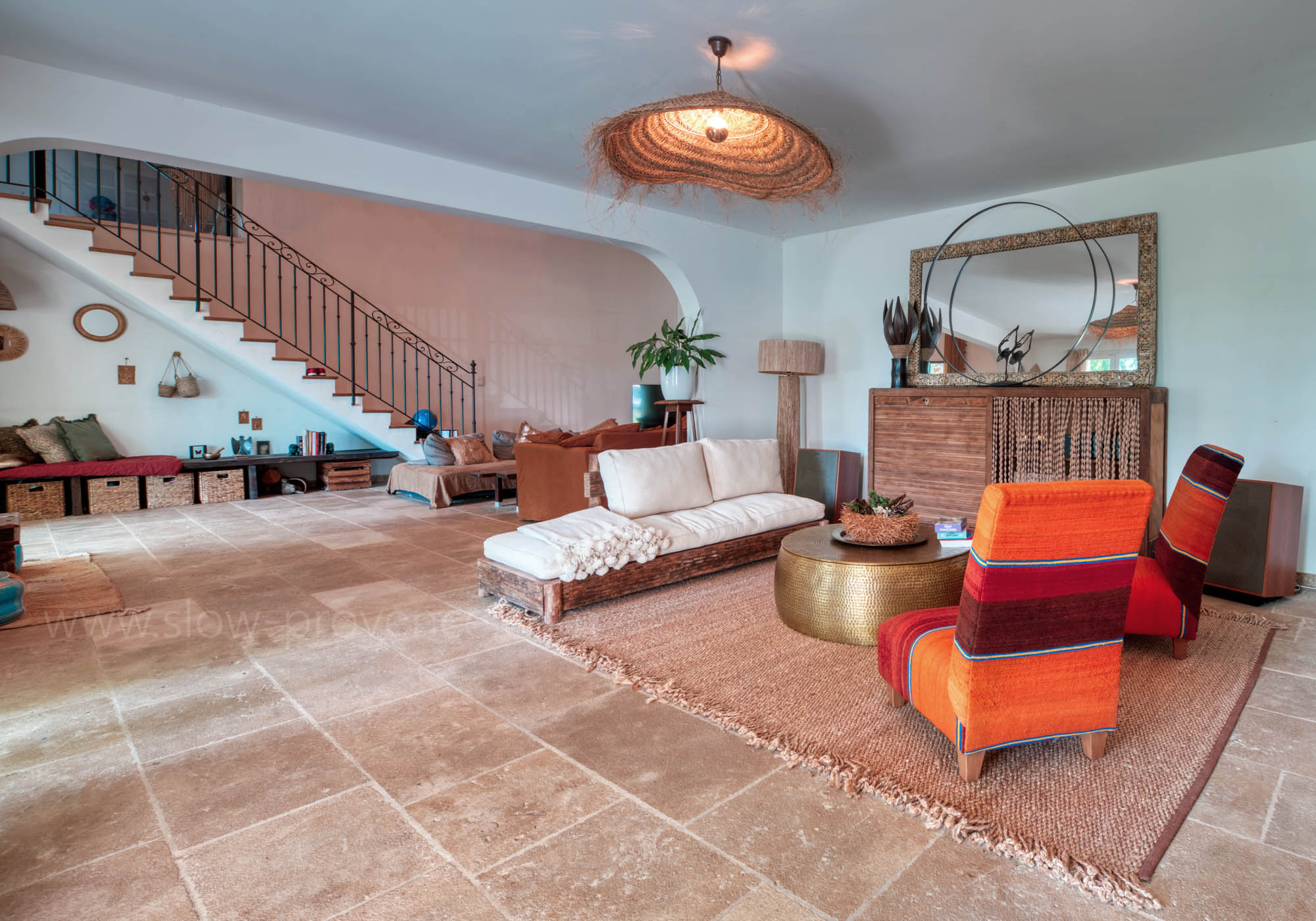 Grand double salon
