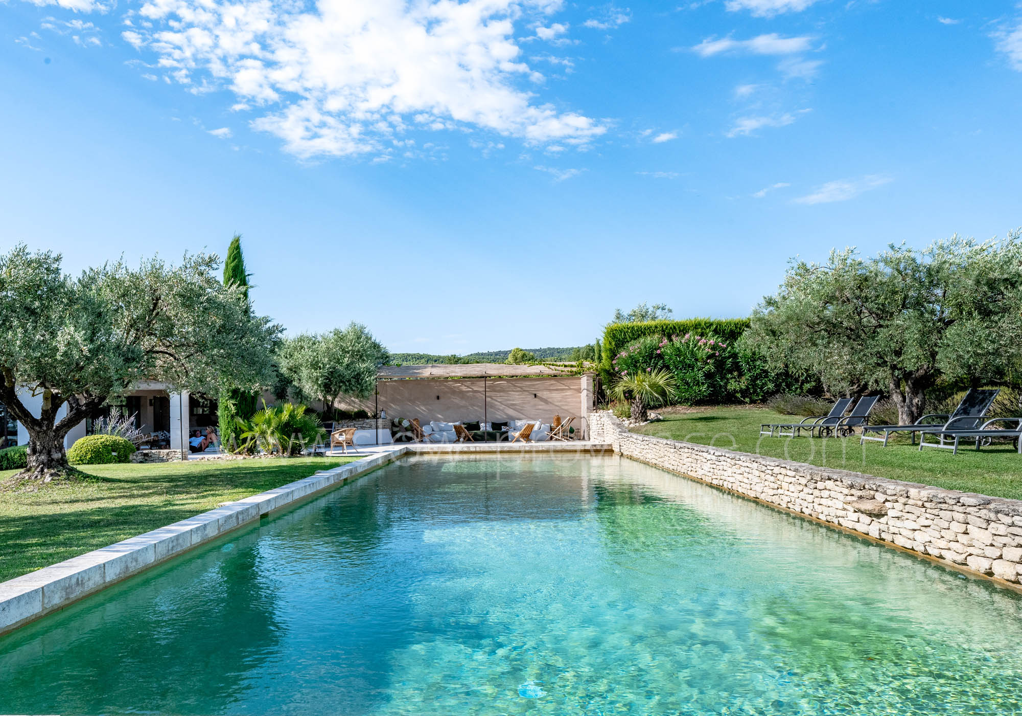 Une piscine chauffée