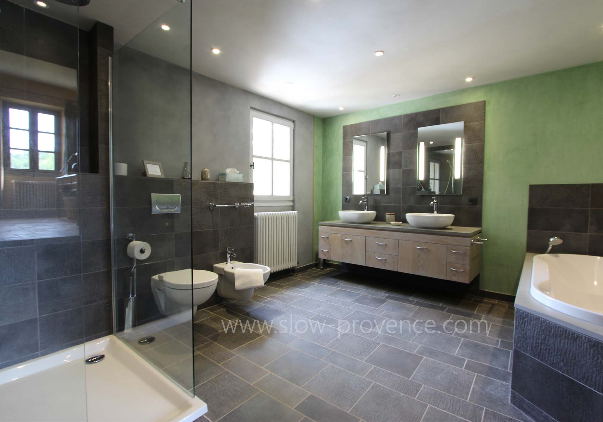 Salle de bain 1