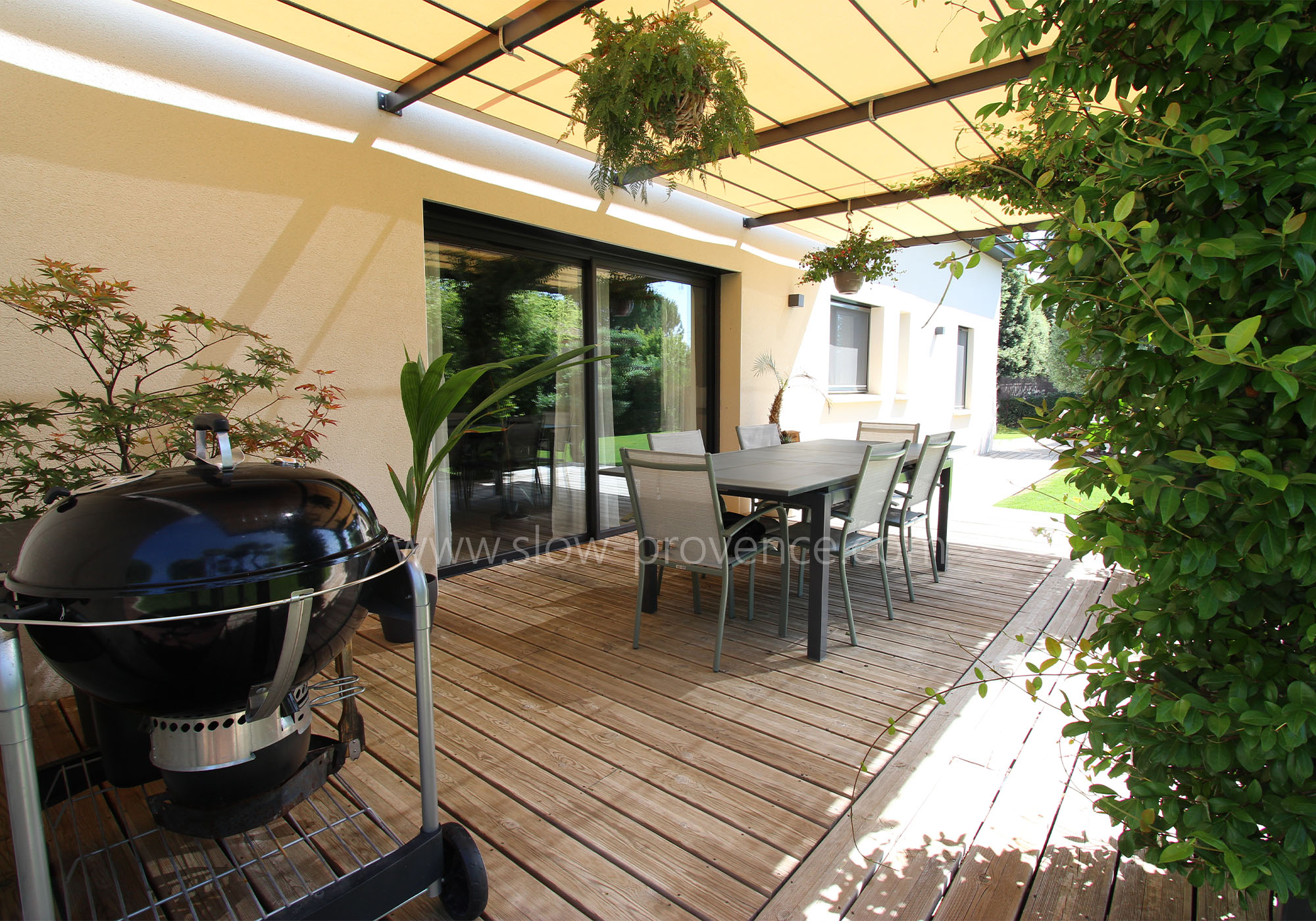 La terrasse ombragée