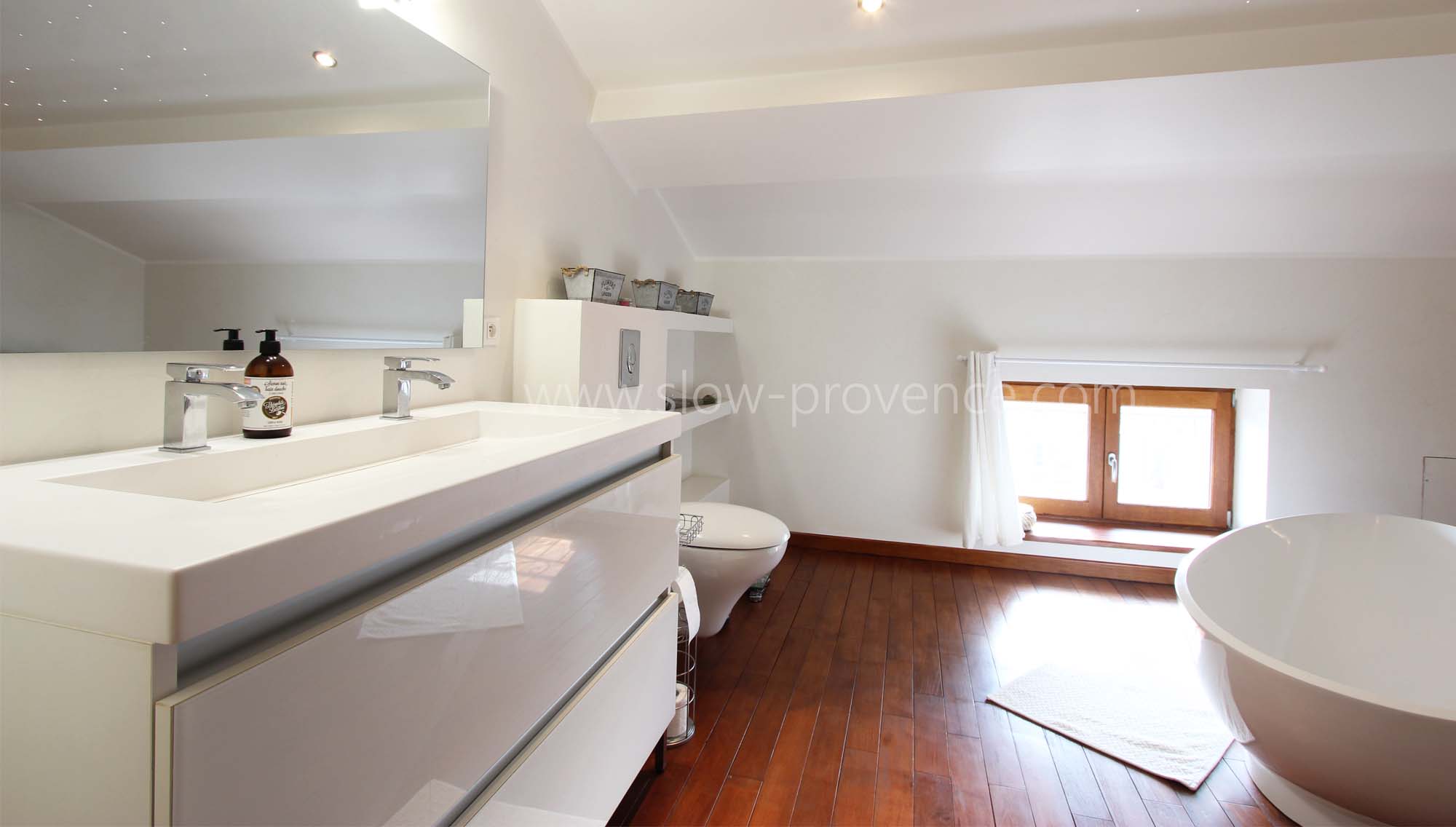 Bathroom 4