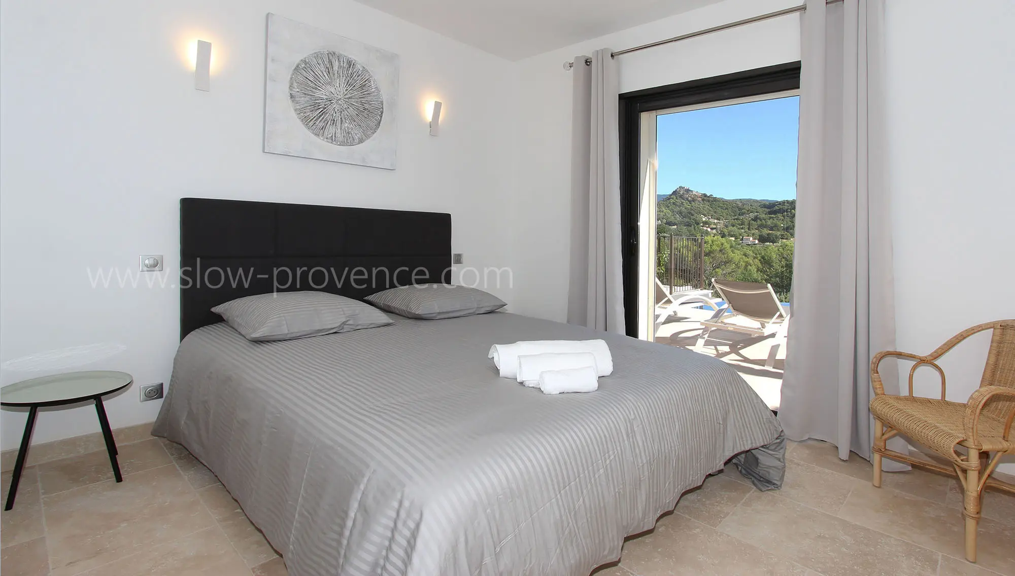 Slaapkamer 2 - gelegen op tuinniveau