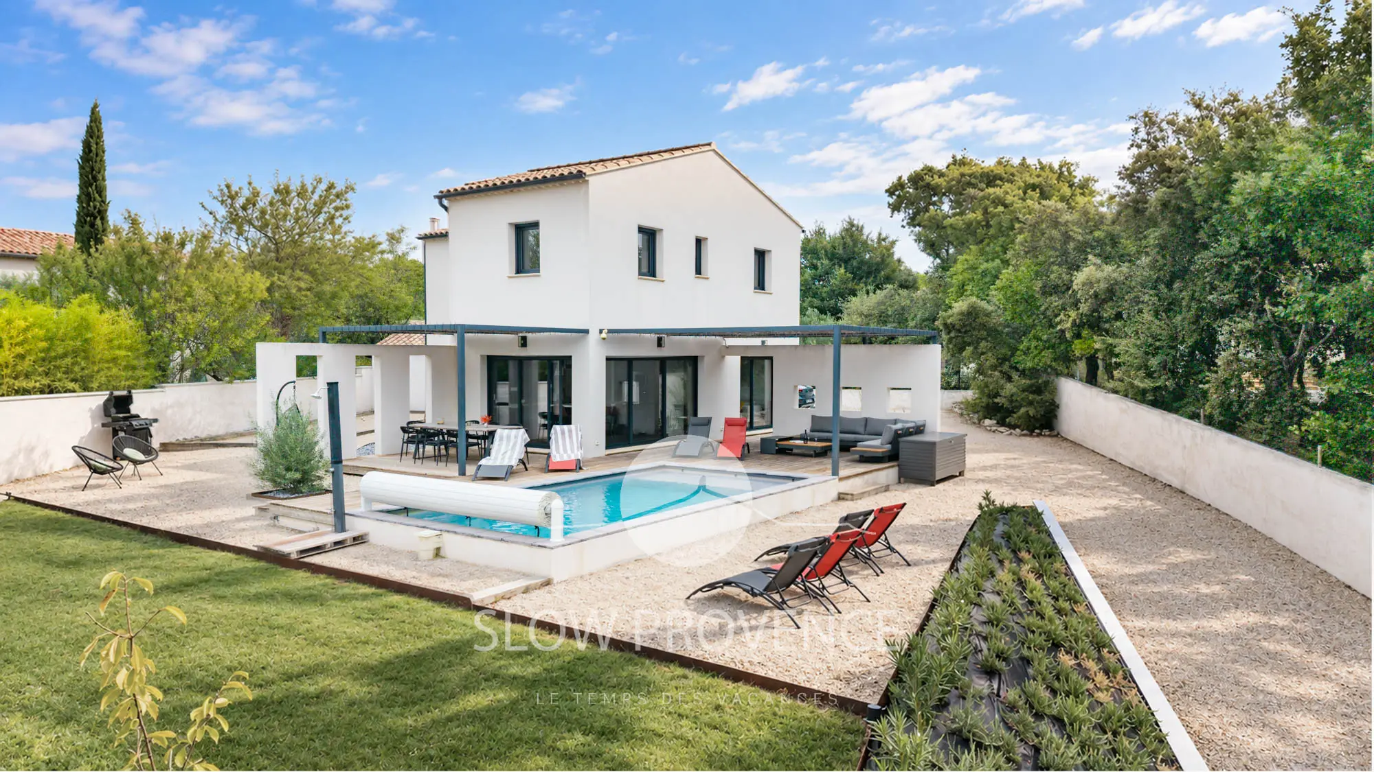 Villa moderne avec piscine privée