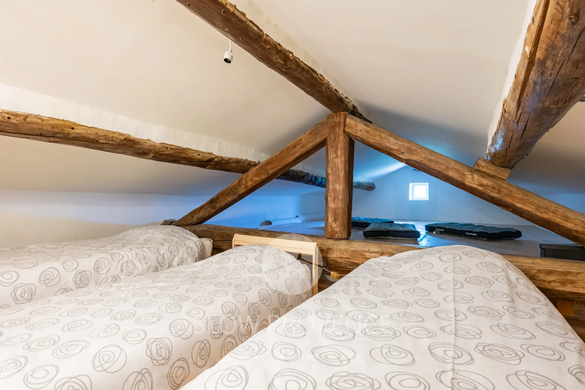 Schlafsaal unter dem Dach