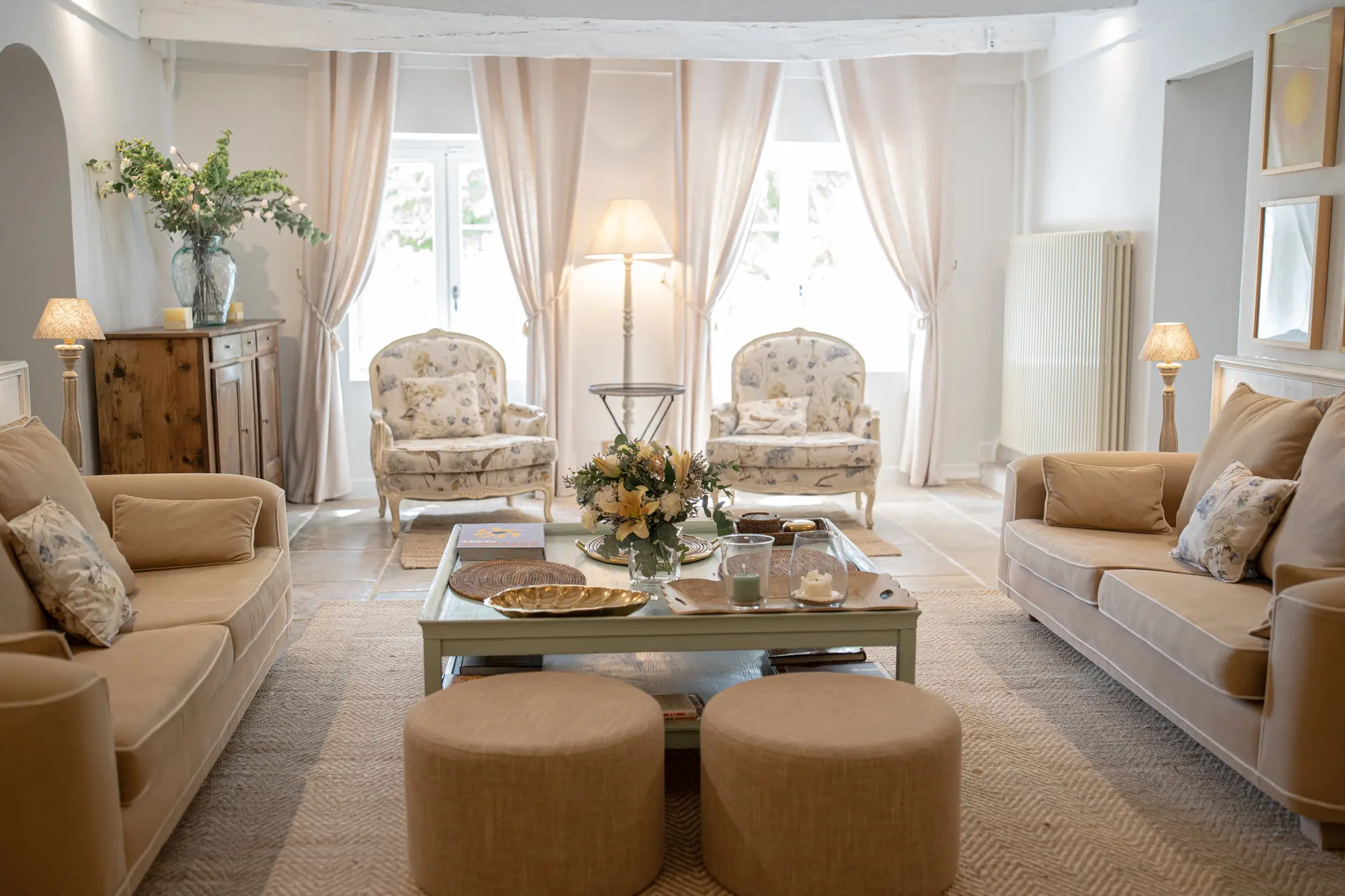 Un grand salon convivial