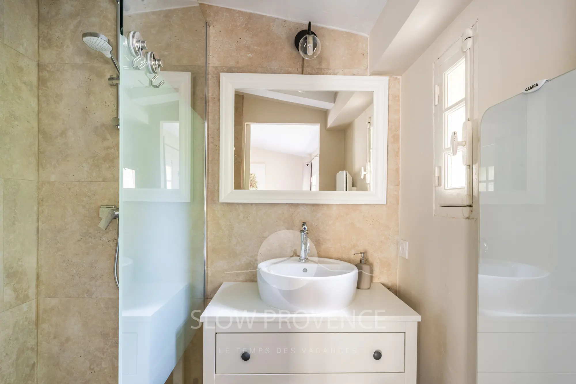 Privates Duschbad - Schlafzimmer 1