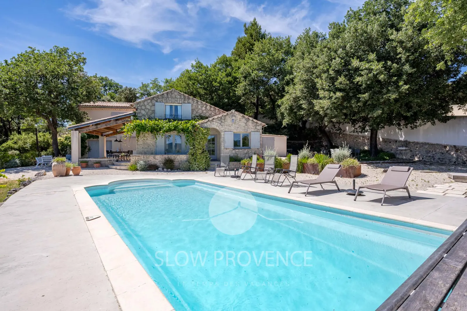 Welcome to Villa Colline!