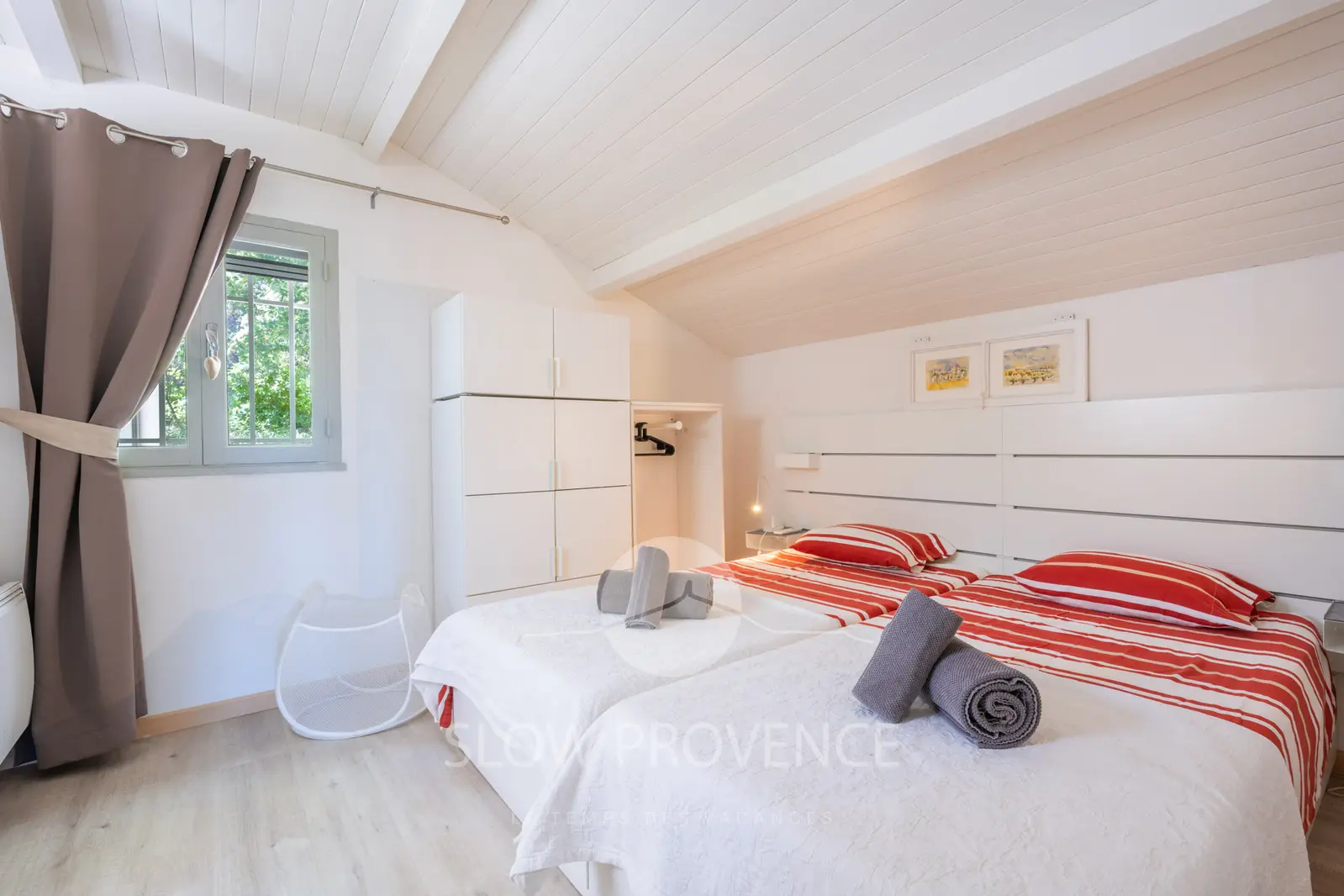 Schlafzimmer 1 mit eigenem Duschraum