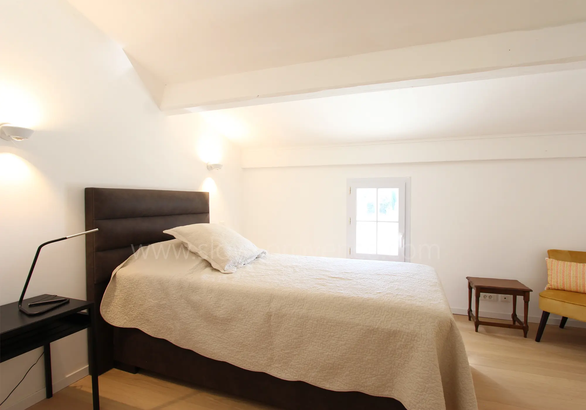 Zimmer 4 – im ersten Stock