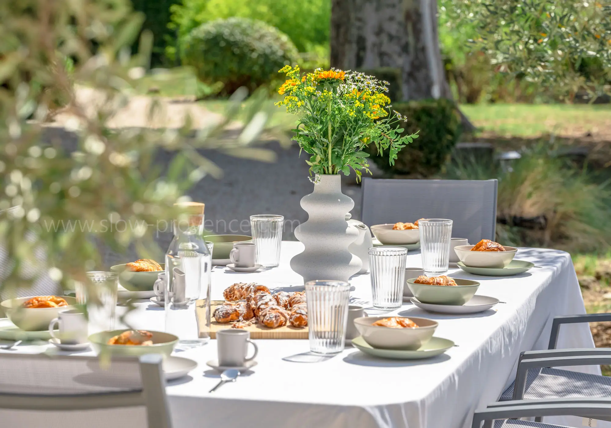 Petit-déjeuner ensoleillé