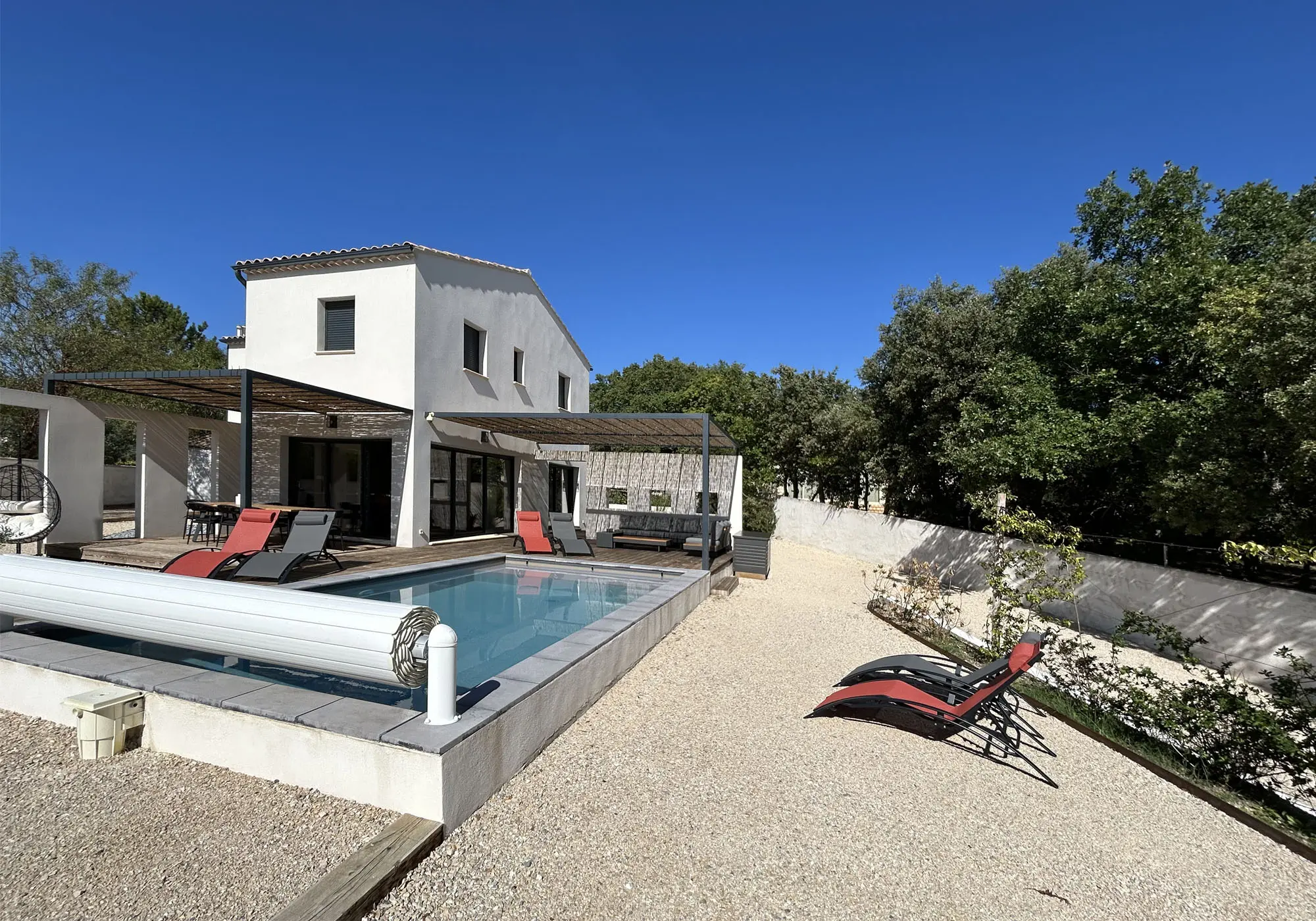 Moderne villa met privézwembad