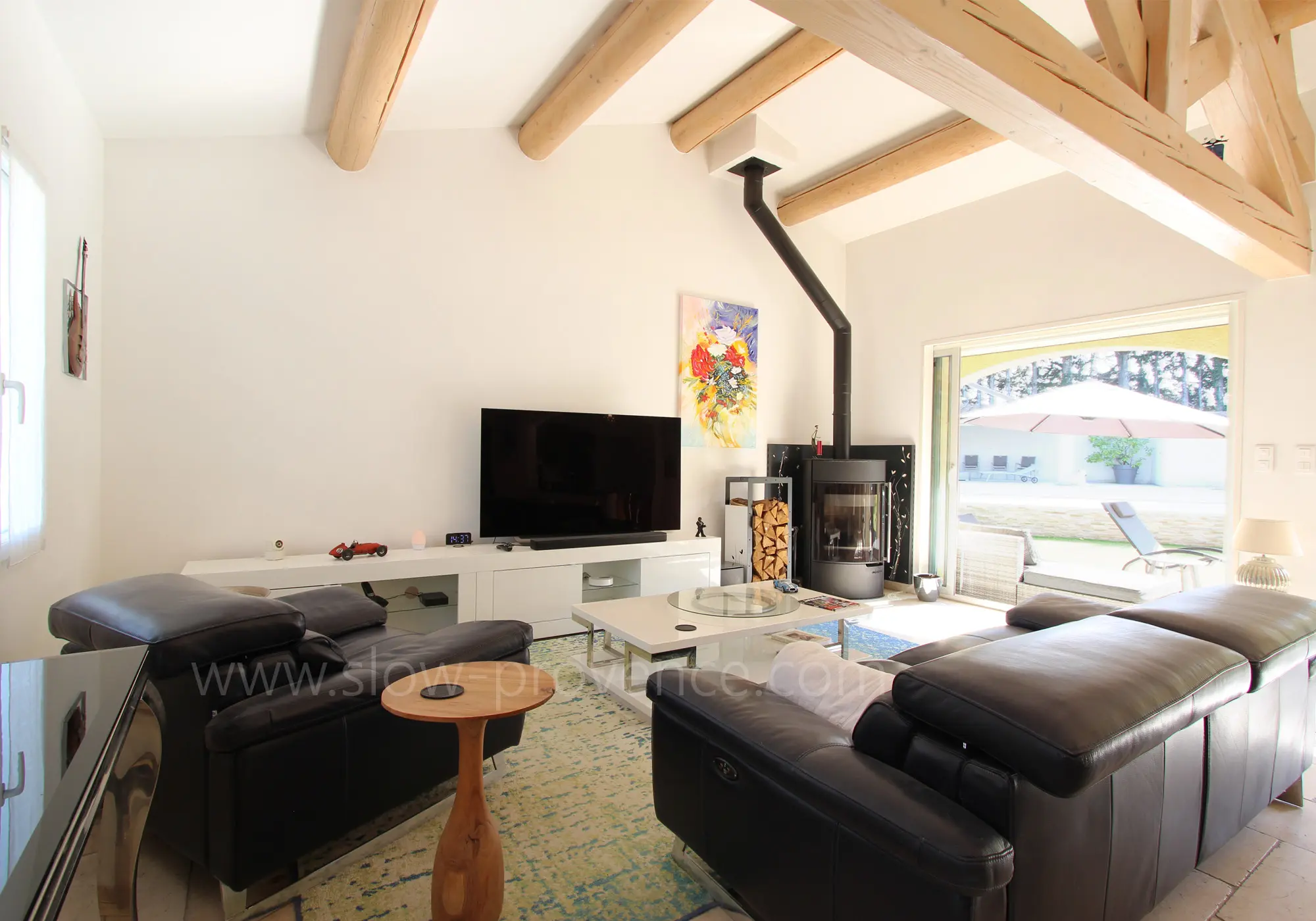 Large, bright living room