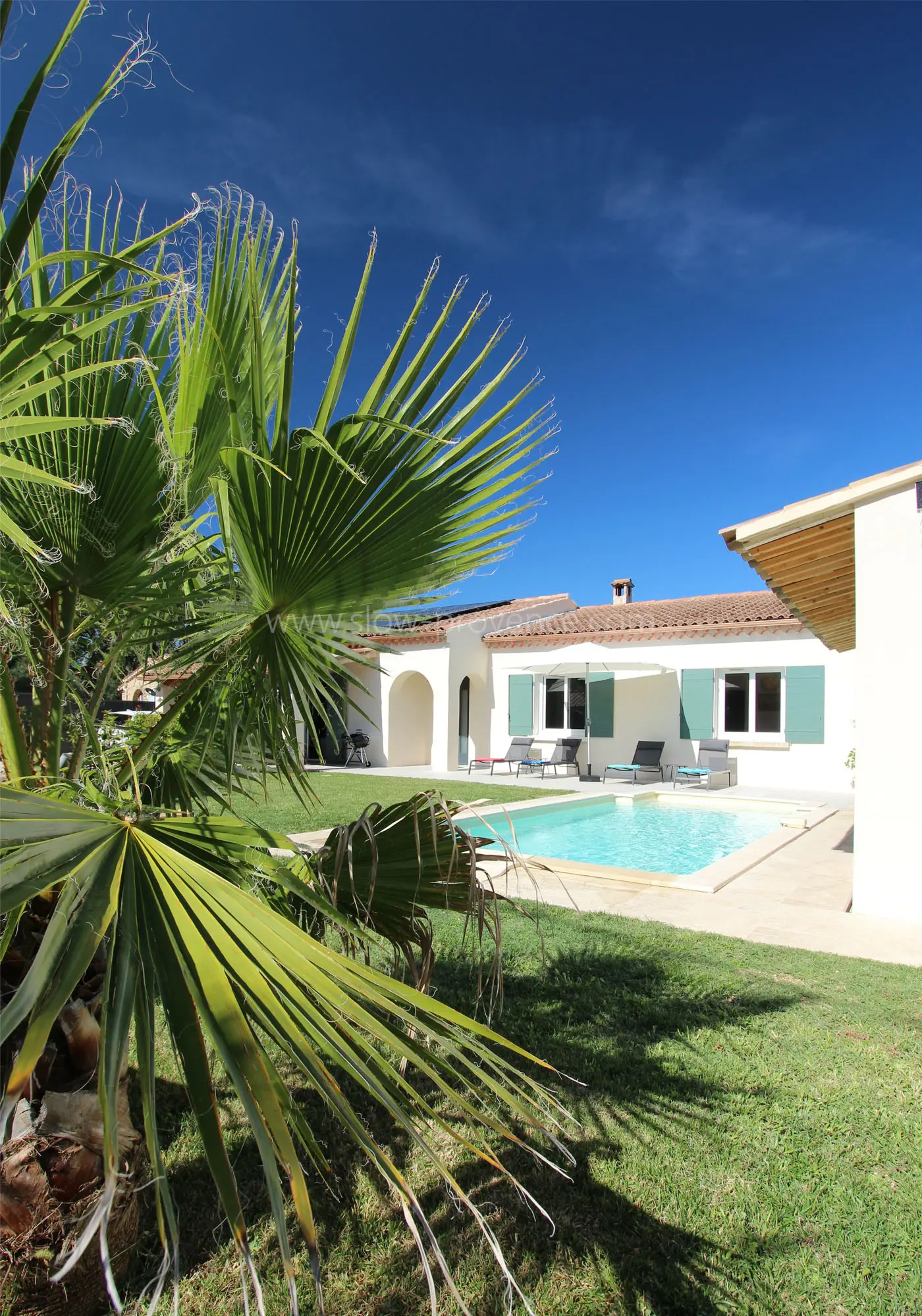 Aangename tuin voor een vakantie in de Provence