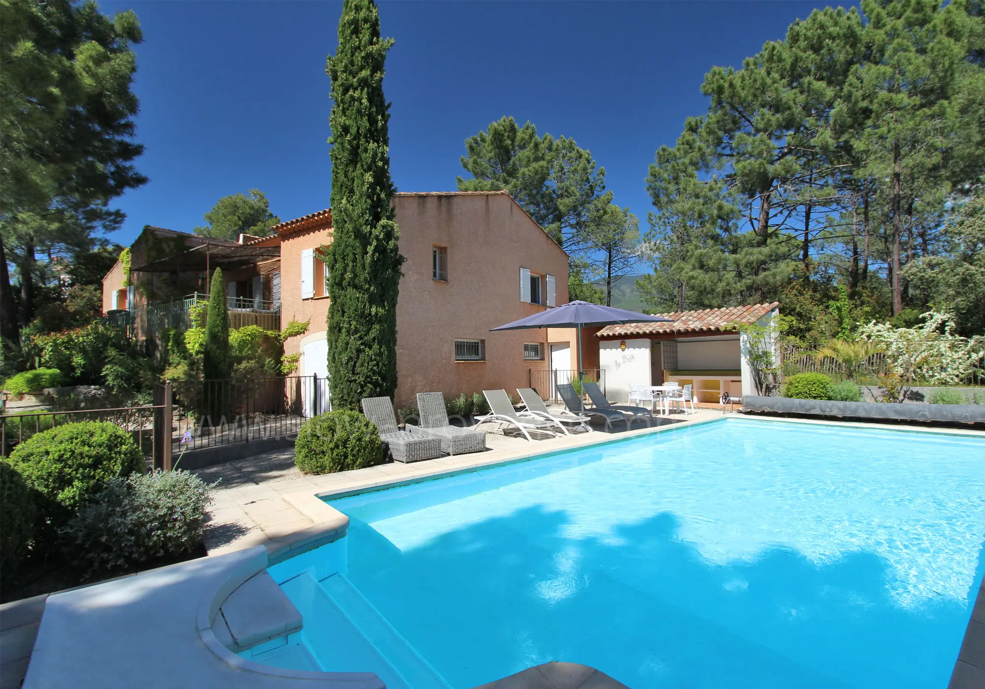 Willkommen in der Villa Garenne