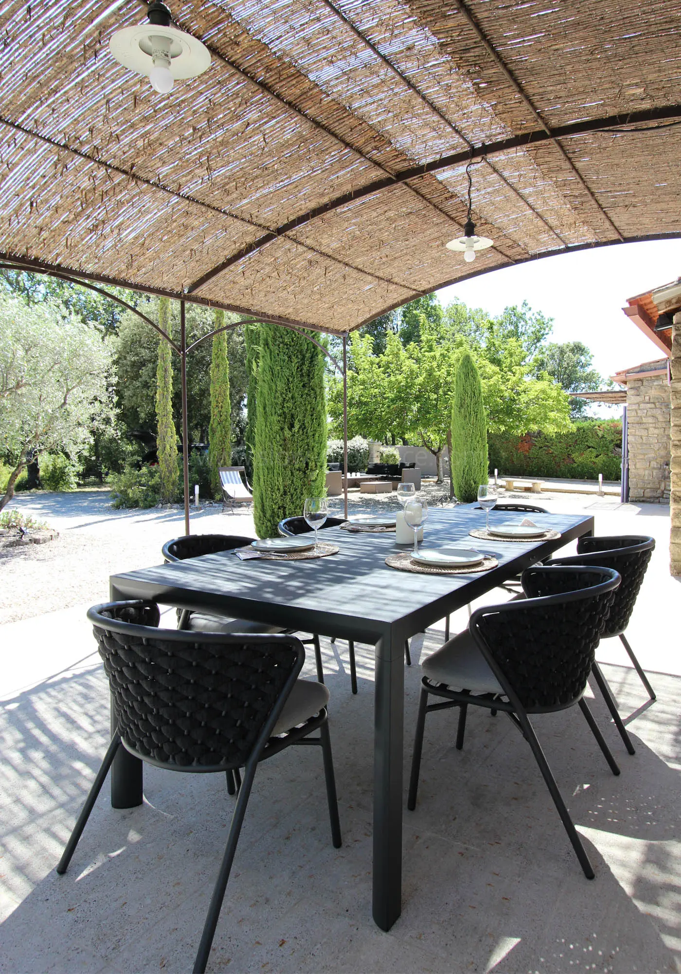 Genießen Sie Zeit mit Familie oder Freunden in der Provence.