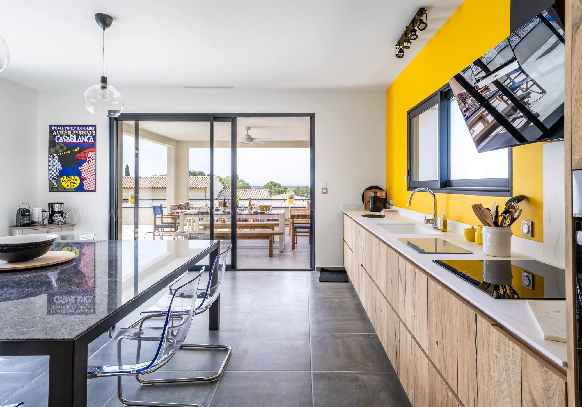 Fully equipped kitchen