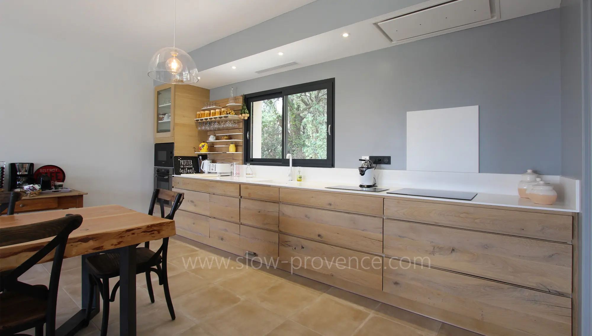 A very well-equipped kitchen