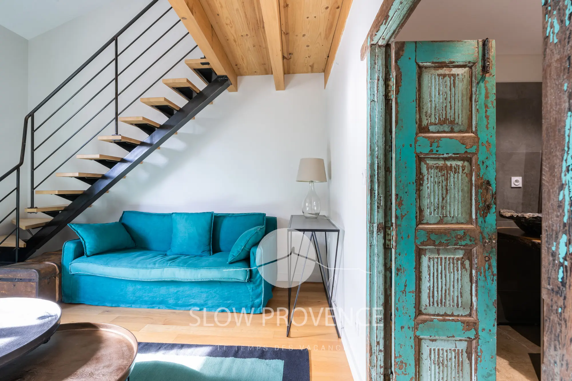 Chambre 3 - salon avec salle de bain privative