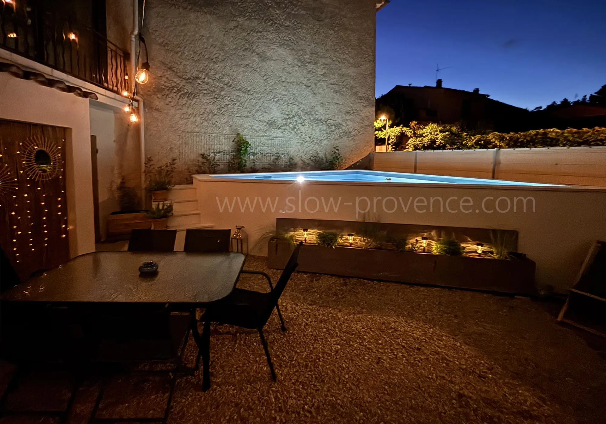 Ideal for warm summer evenings