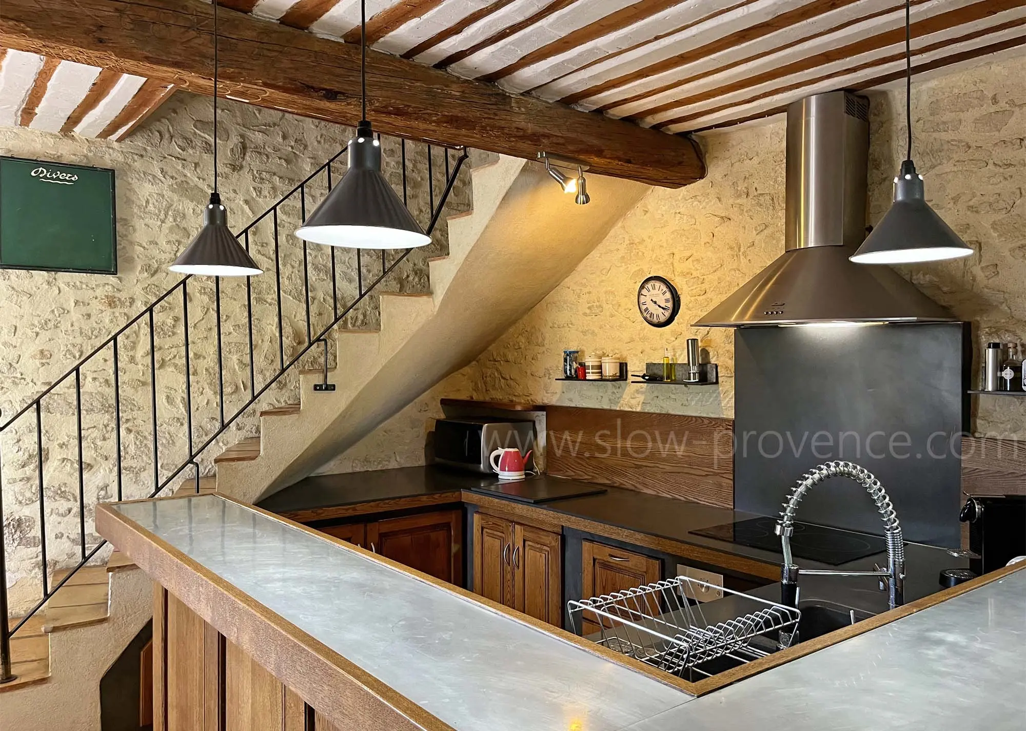 Cuisine bien équipée