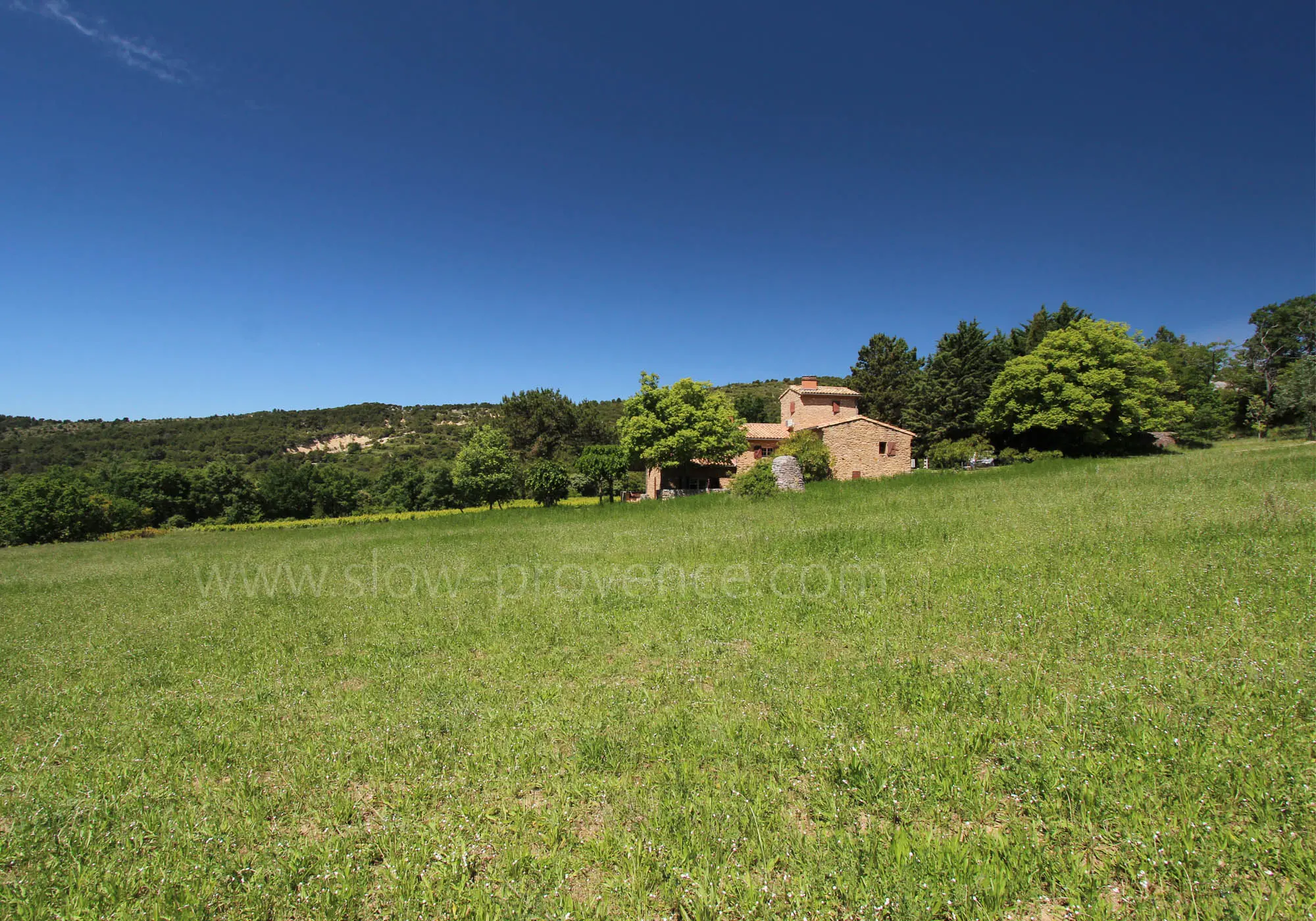 Wunderschönes, abgelegenes Bauernhaus zwischen dem Mont Ventoux und den Weinbergen