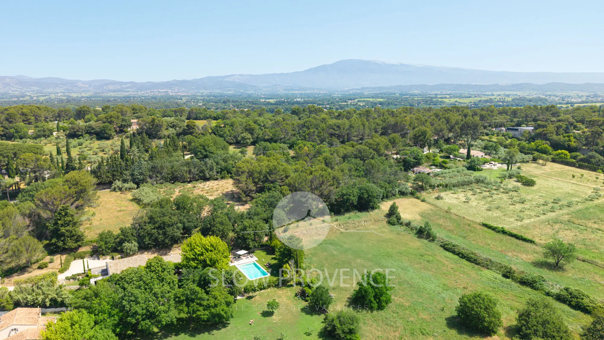 Natural and calm setting around the Mazet