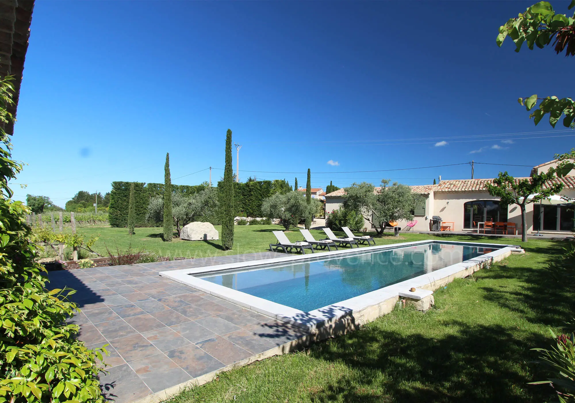 Grande piscine et grande piscine