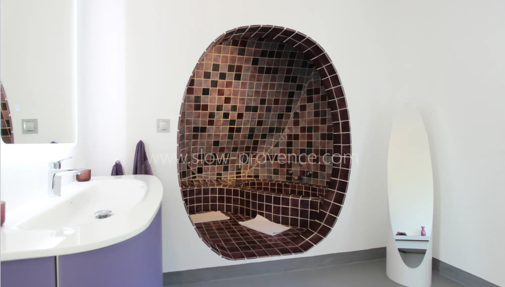 Ensuite bathroom - bedroom 4