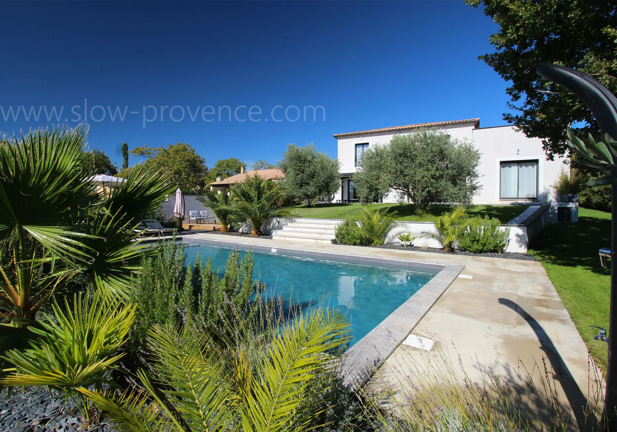 Espace extérieur aménagé