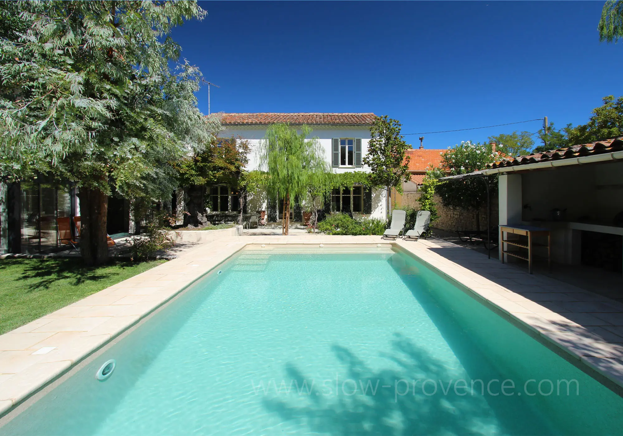 Relaxation by the pool