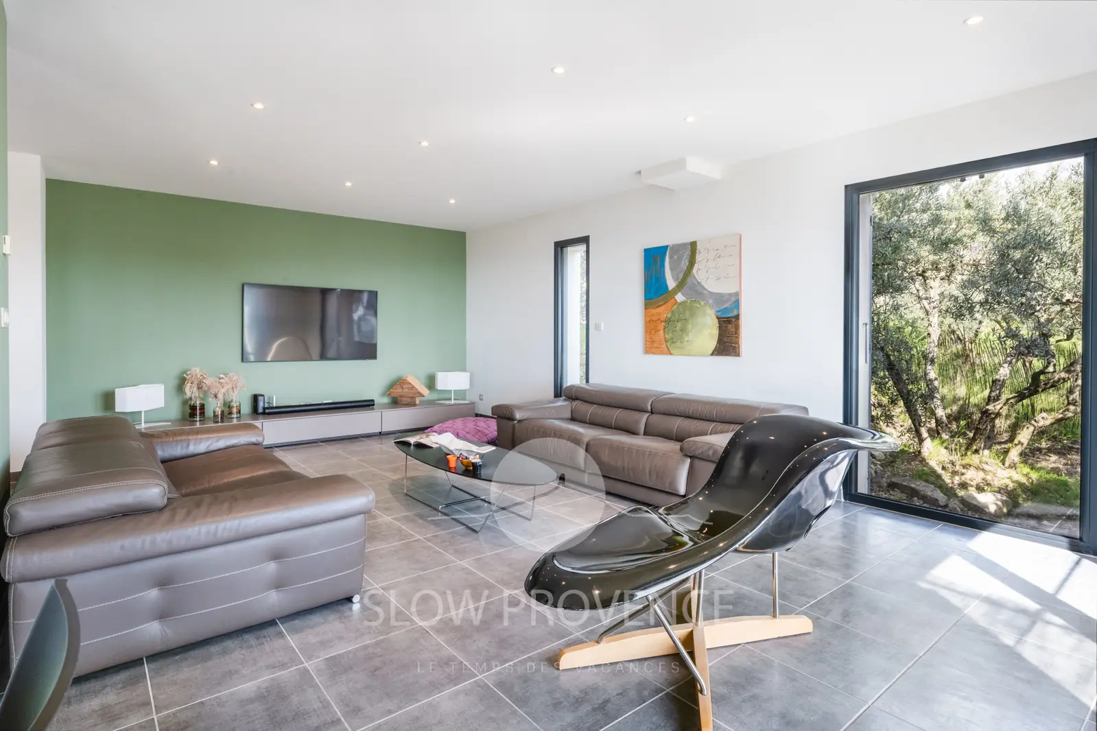 Spacious living-room