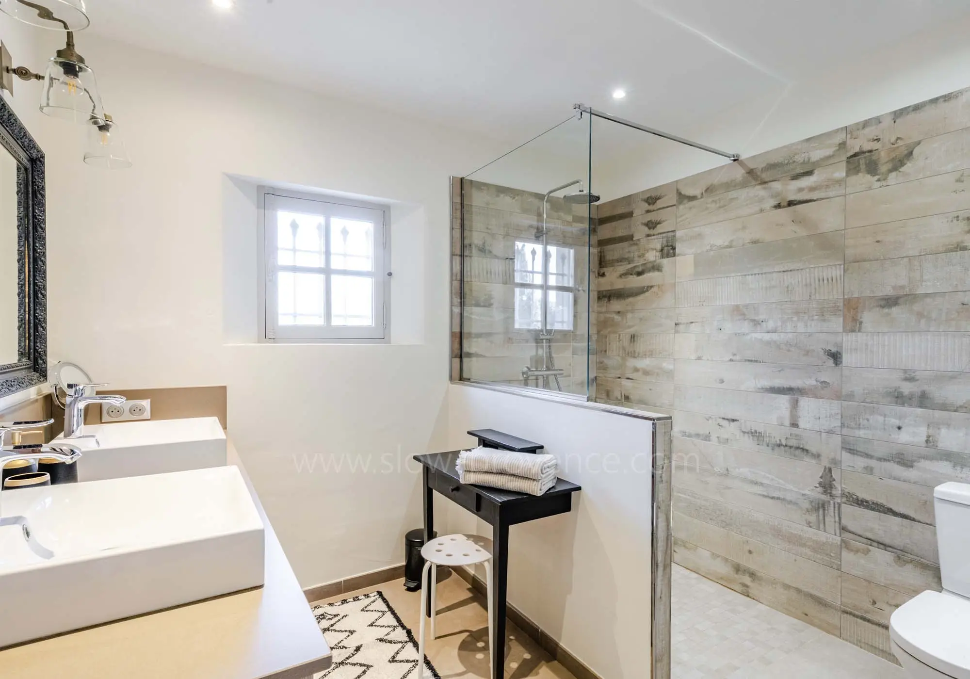 Shower room - Bedroom 3