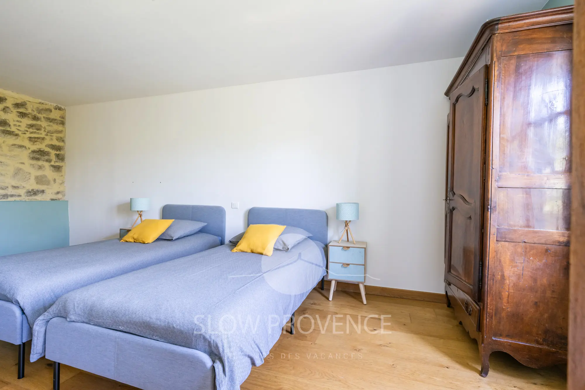 Chambre 2 avec lits simples