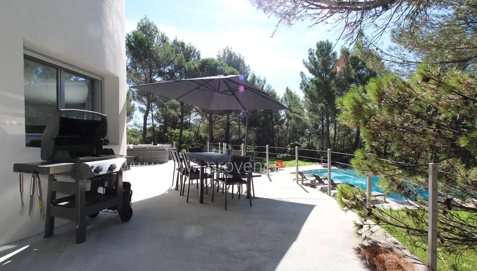 Terrasse mit Grill